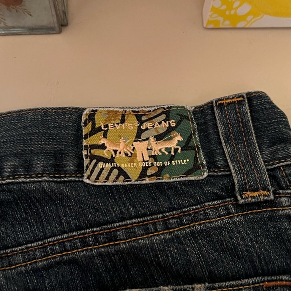 Levi’s jeans in size 7 M - Picture 5 of 15